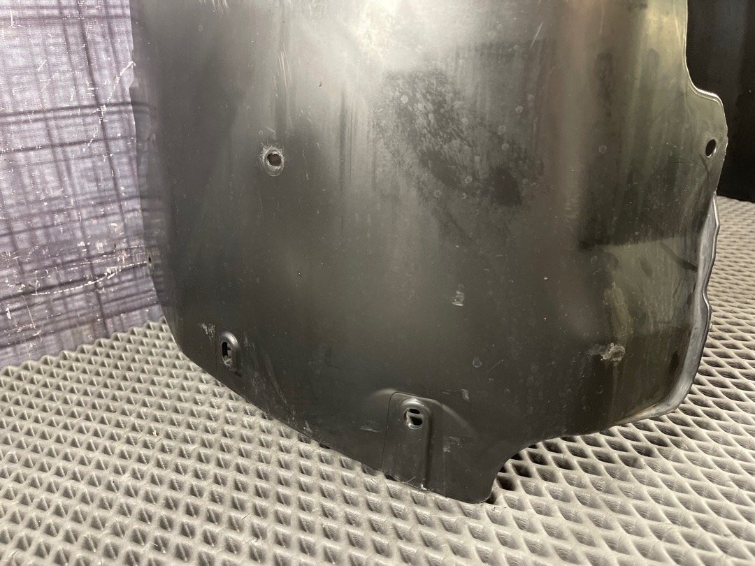 Подкрылок, 2262 рублей, Красноярск