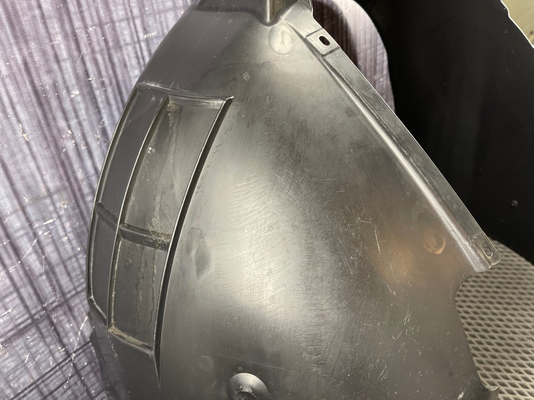 Подкрылок, 2262 рублей, Красноярск