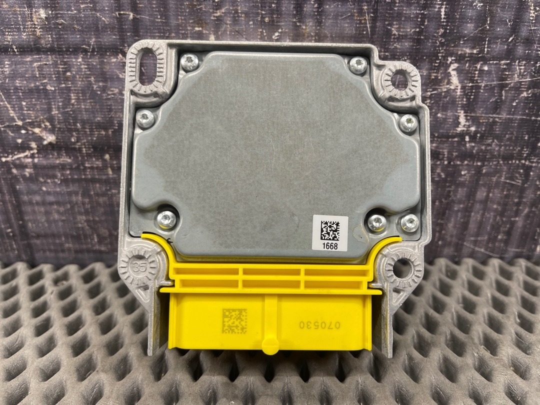 Блок управления Airbag, 900 рублей, Красноярск