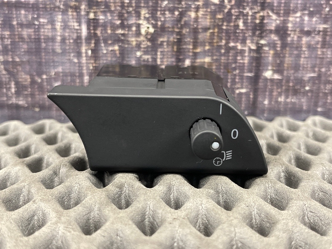 Кнопка салона, 228 рублей, Красноярск