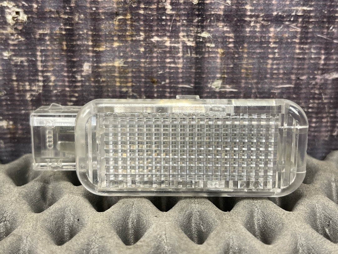 Плафон салона, 210 рублей, Красноярск