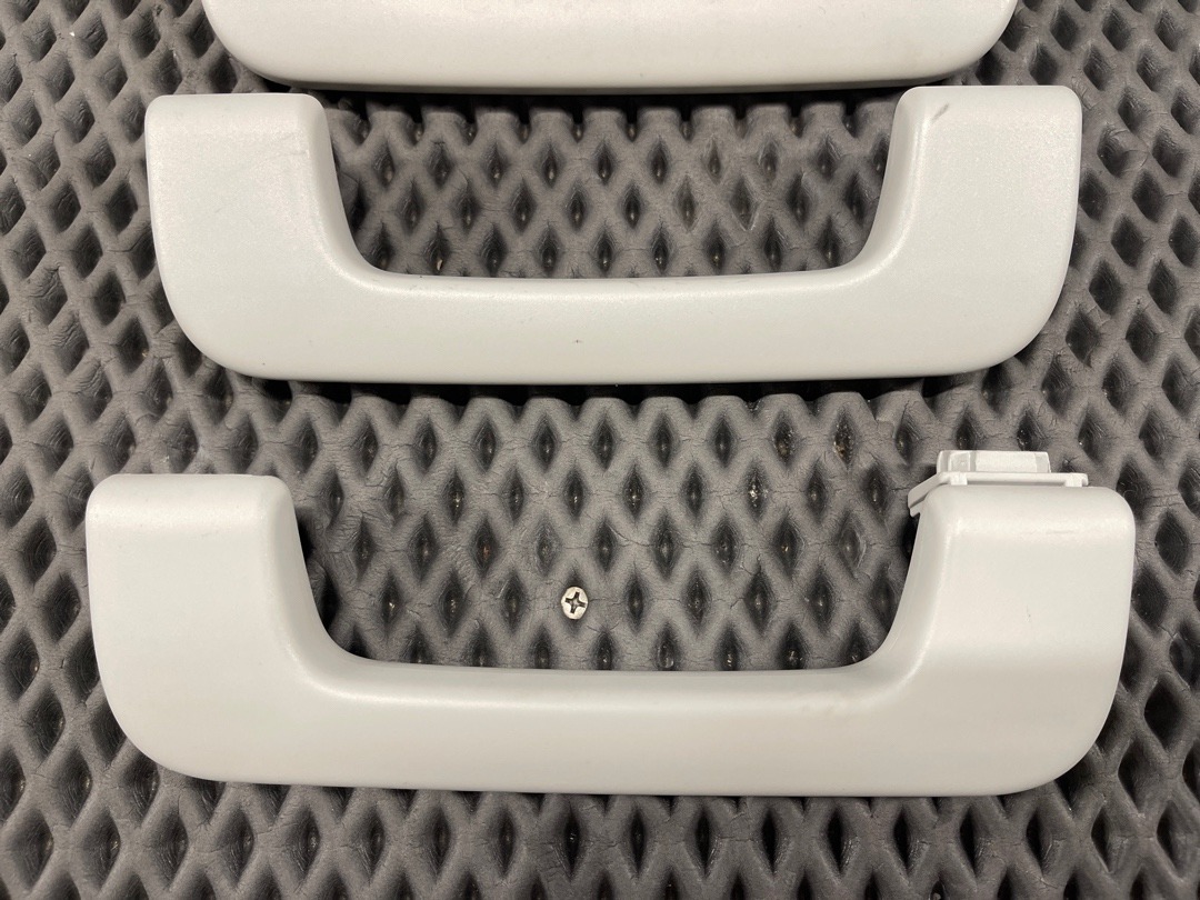 Потолочная ручка, 444 рублей, Красноярск