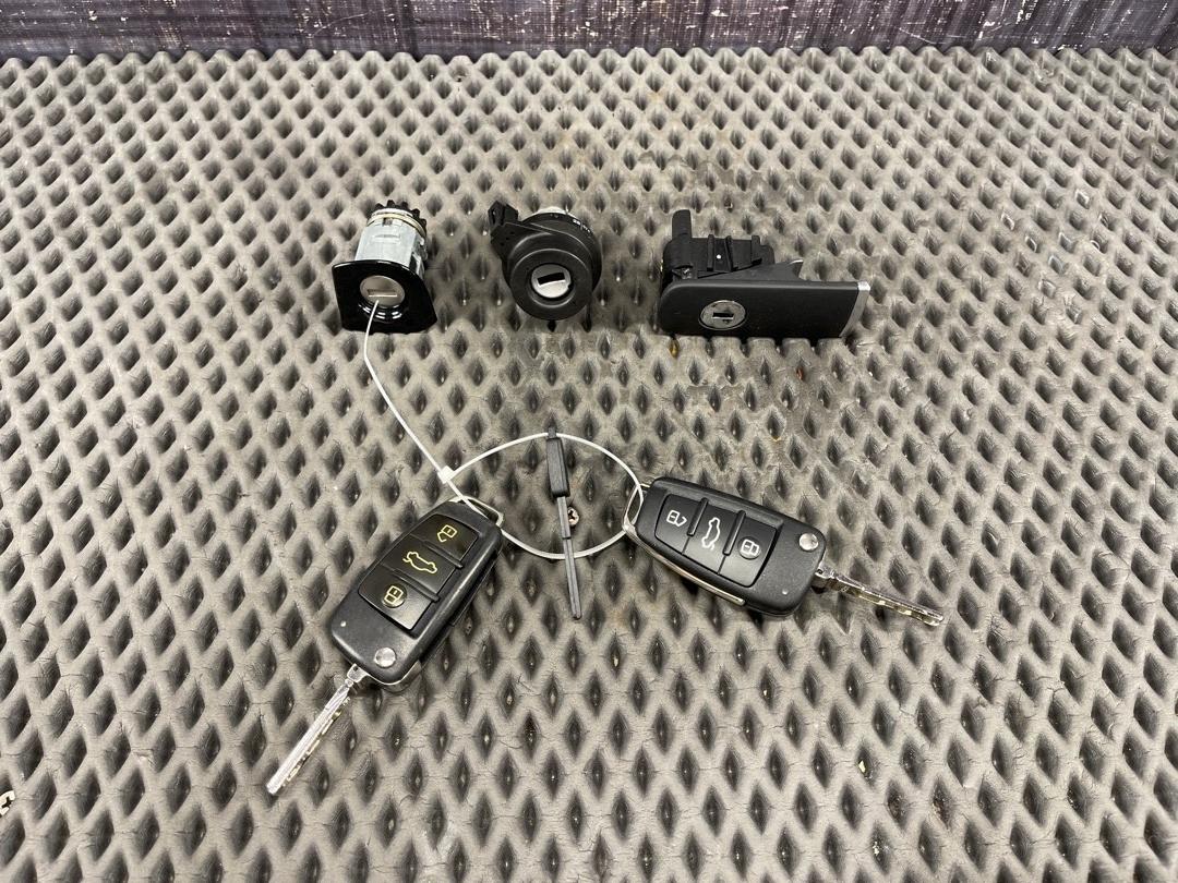 Комплект замков с ключом, 4122 рублей, Красноярск