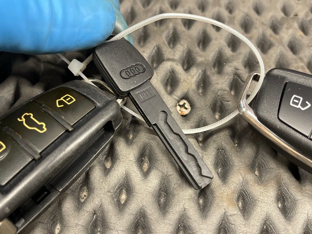 Комплект замков с ключом, 4122 рублей, Красноярск