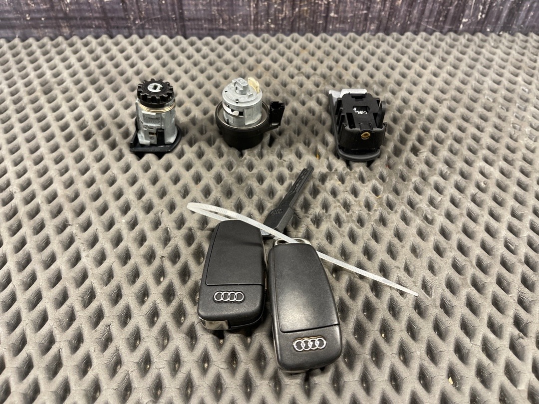 Комплект замков с ключом, 4122 рублей, Красноярск