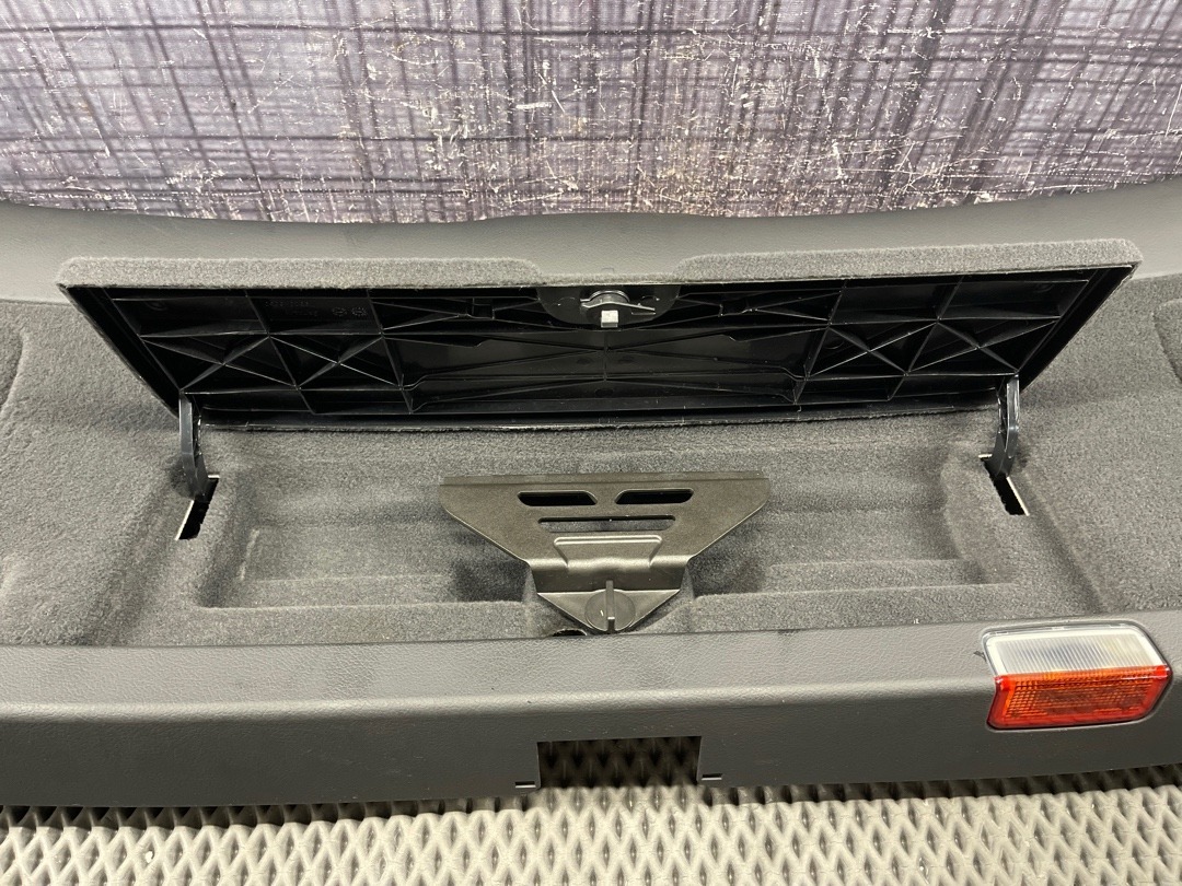 Обшивка крышки багажника, 1368 рублей, Красноярск