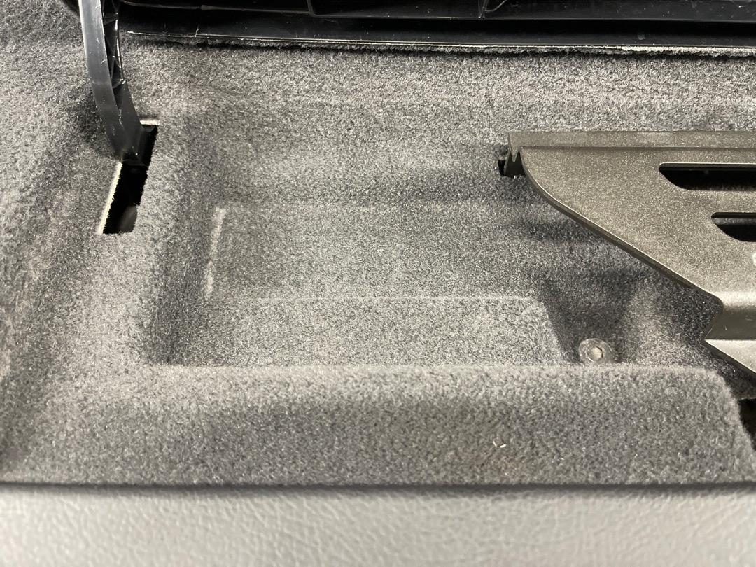 Обшивка крышки багажника, 1368 рублей, Красноярск