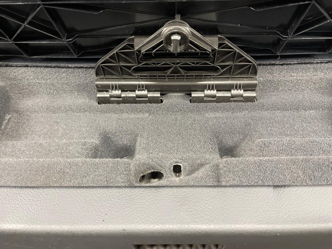 Обшивка крышки багажника, 1368 рублей, Красноярск