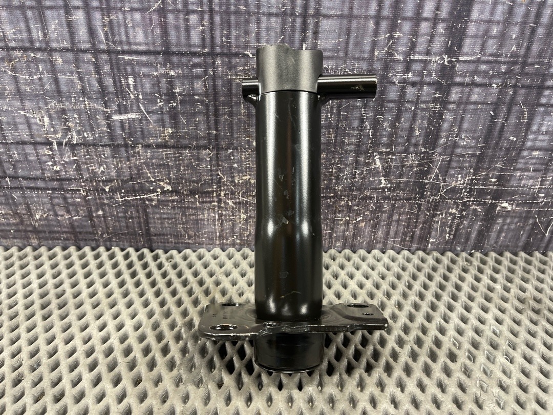 Кронштейн усилителя бампера, 978 рублей, Красноярск