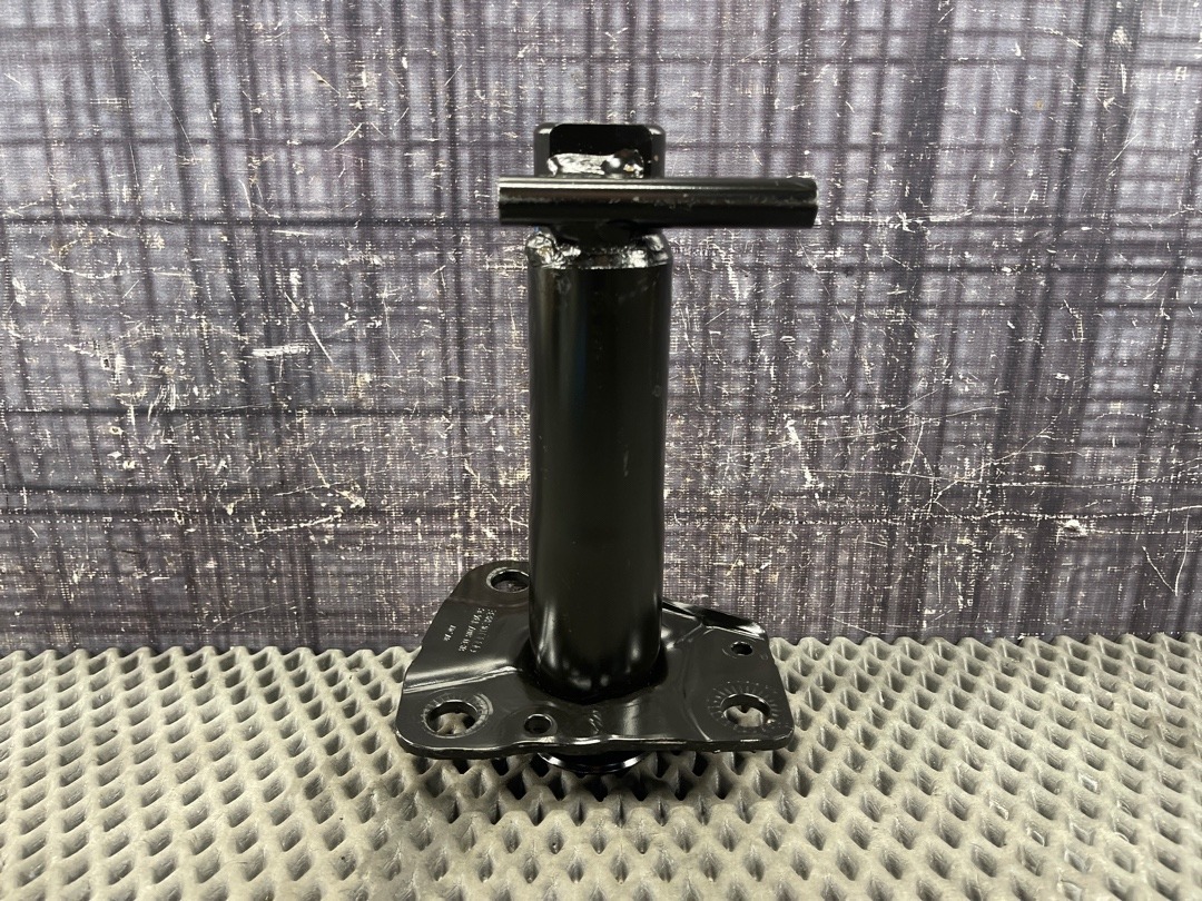 Кронштейн усилителя бампера, 978 рублей, Красноярск