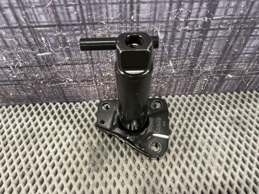 Кронштейн усилителя бампера, 978 рублей, Красноярск