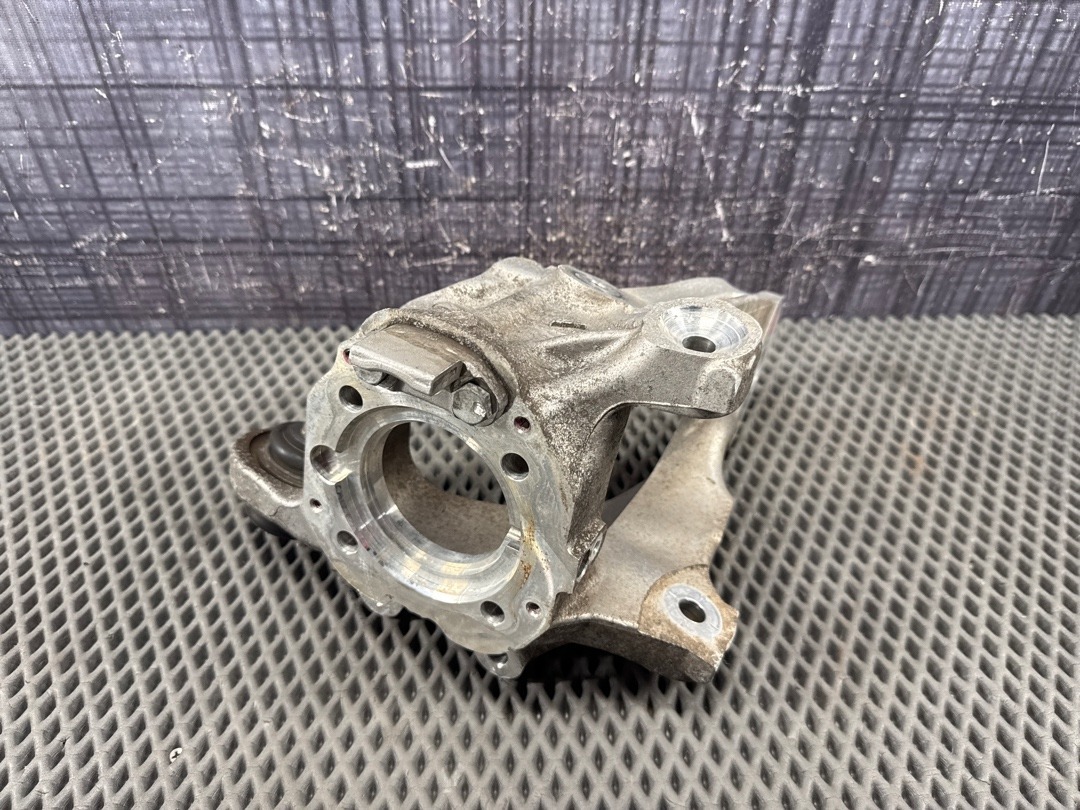 Поворотный кулак, 2512 рублей, Красноярск