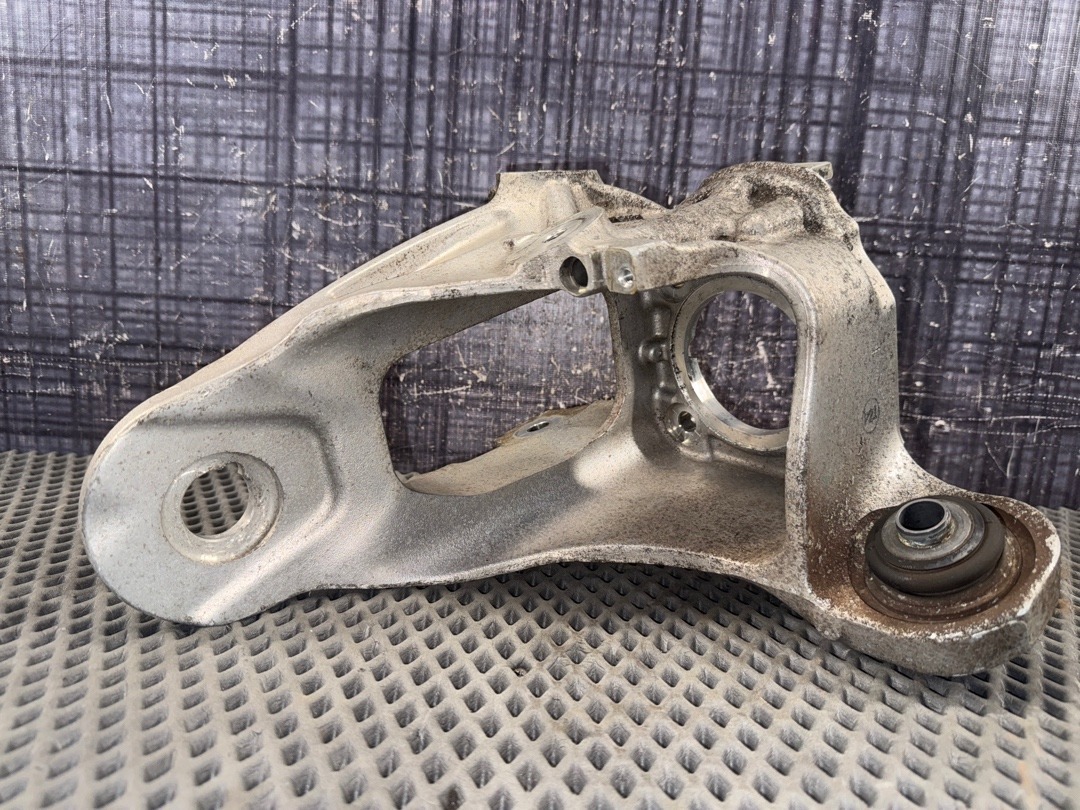 Поворотный кулак, 2512 рублей, Красноярск