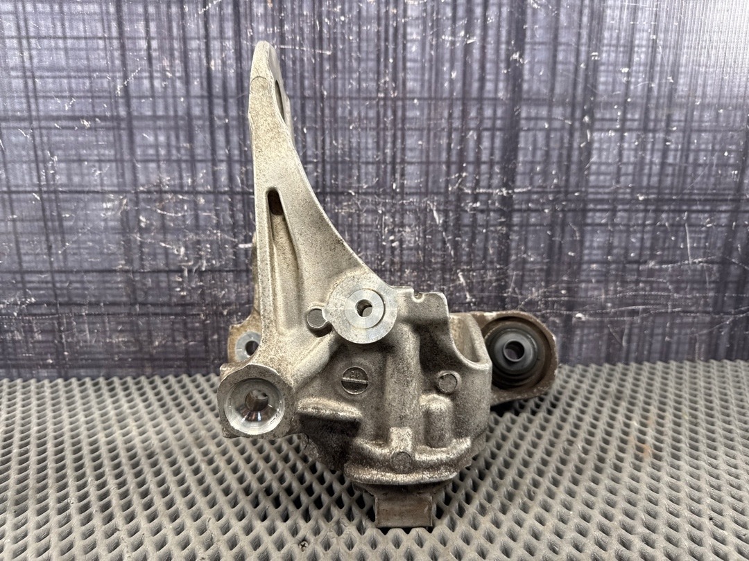 Поворотный кулак, 2512 рублей, Красноярск