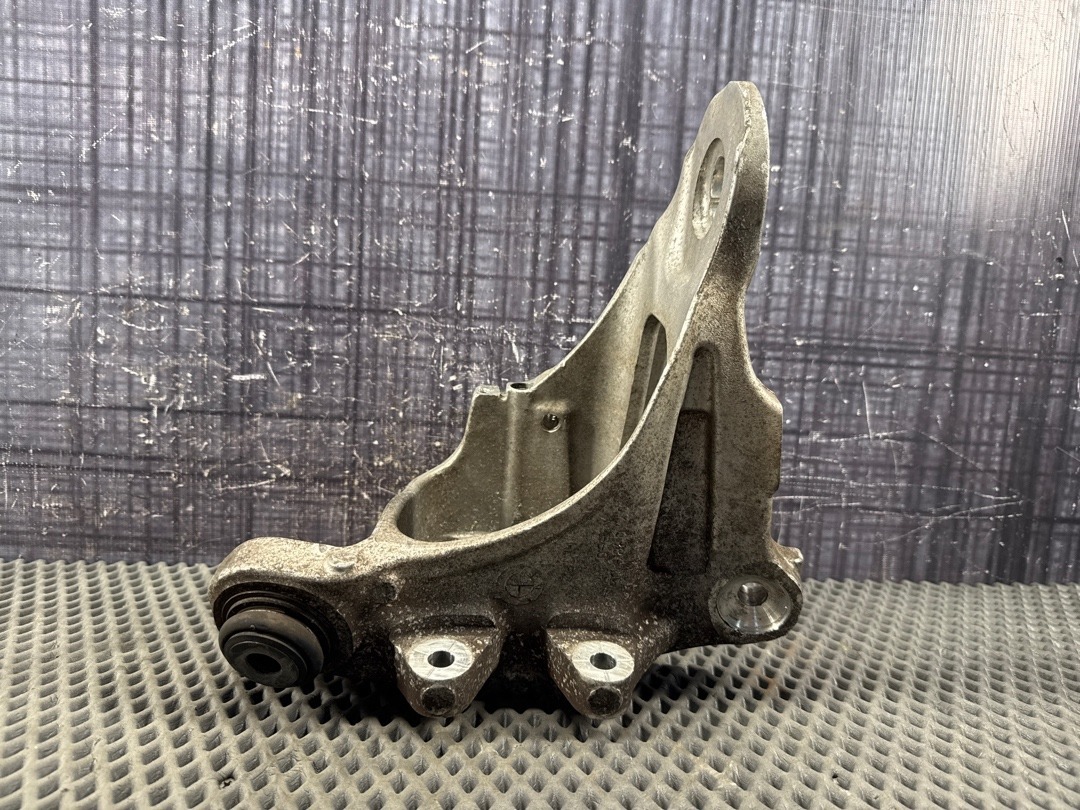 Поворотный кулак, 2512 рублей, Красноярск