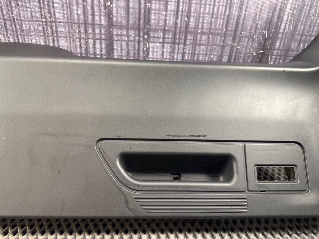 Обшивка крышки багажника, 1870 рублей, Красноярск