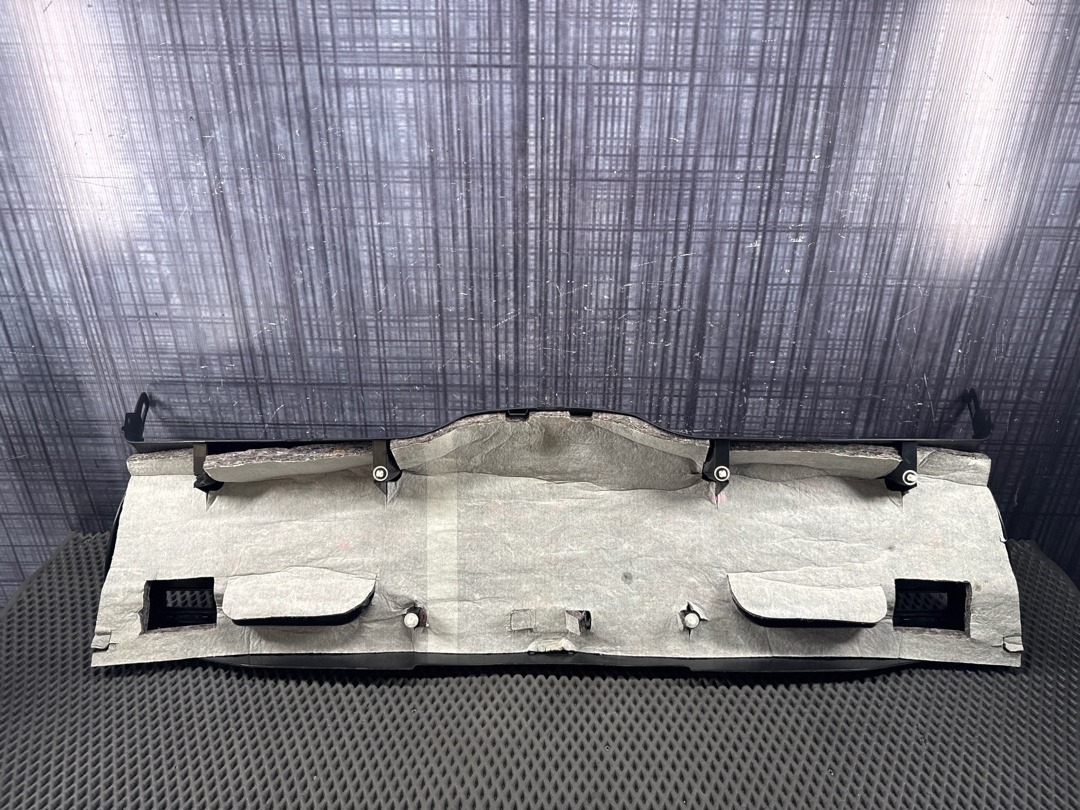 Обшивка крышки багажника, 1870 рублей, Красноярск