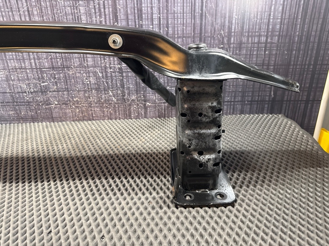 Усилитель бампера, 4820 рублей, Красноярск