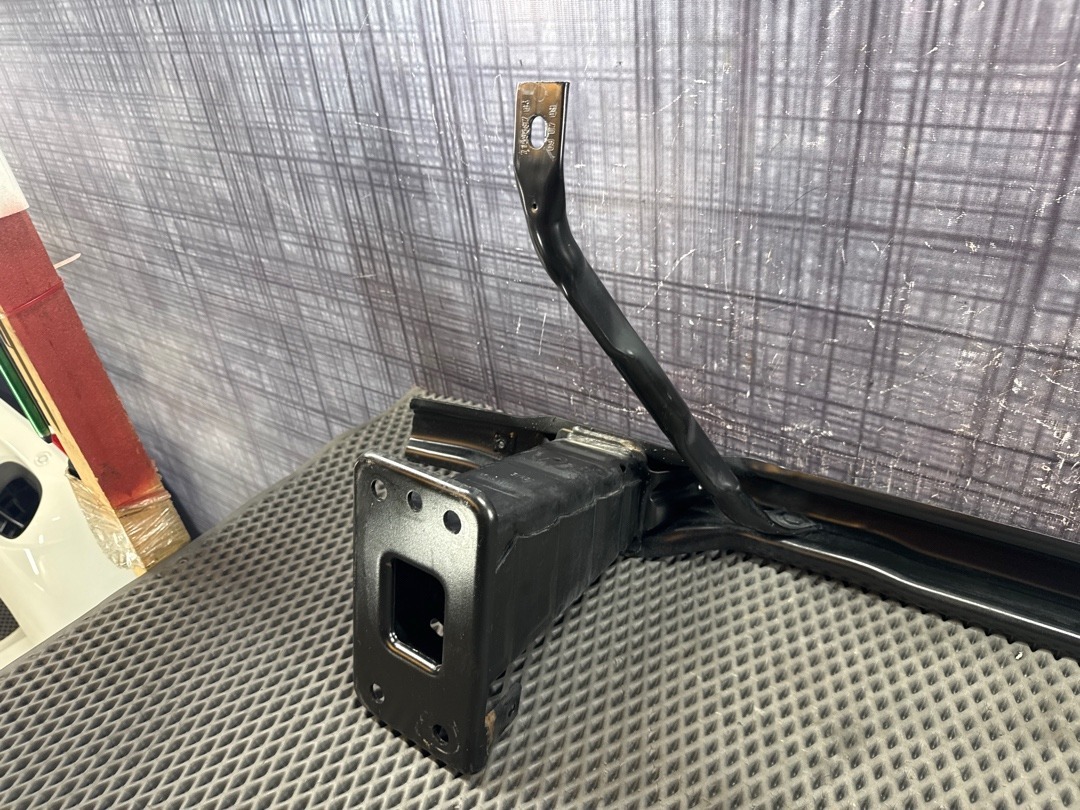 Усилитель бампера, 4820 рублей, Красноярск