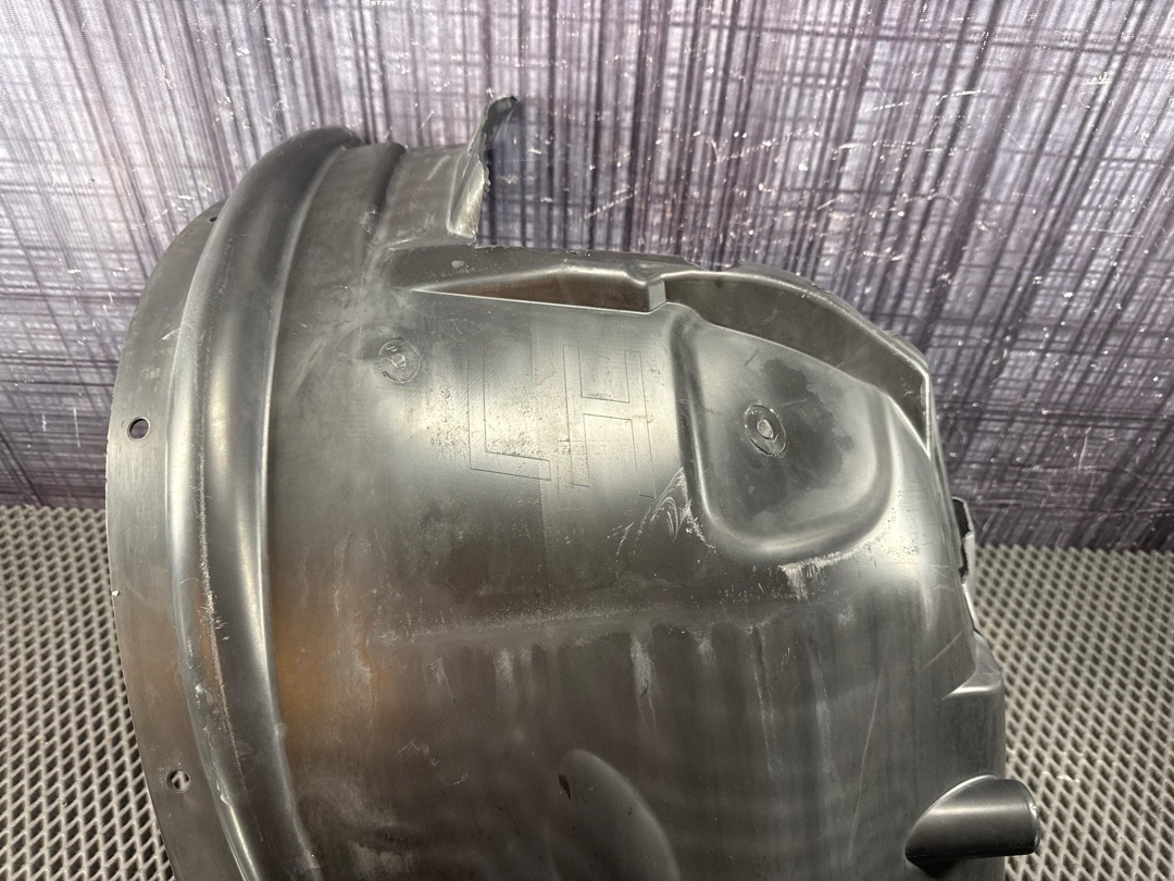 Подкрылок, 1720 рублей, Красноярск