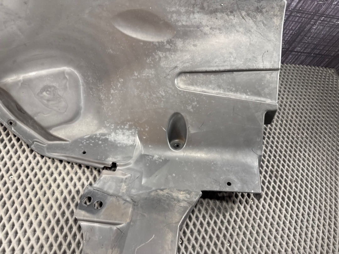 Подкрылок, 1720 рублей, Красноярск