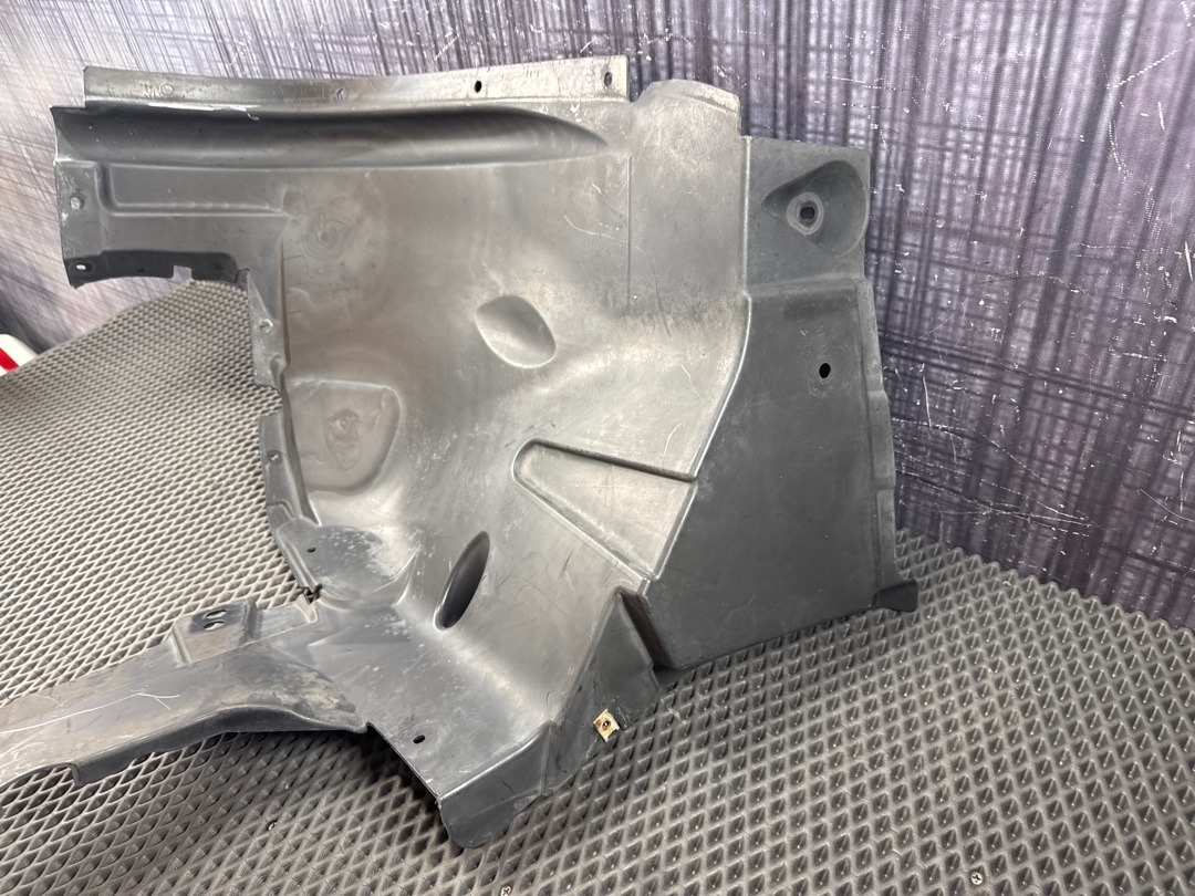 Подкрылок, 1720 рублей, Красноярск