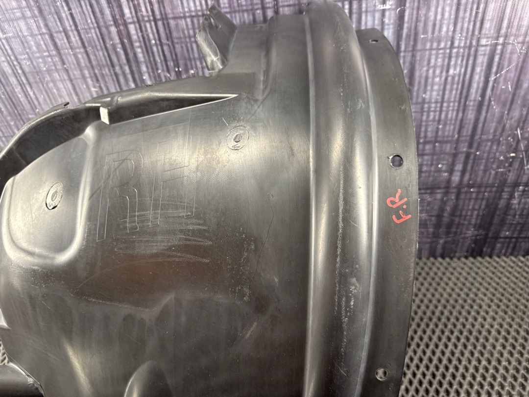 Подкрылок, 1720 рублей, Красноярск