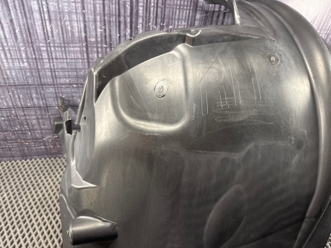 Подкрылок, 1720 рублей, Красноярск