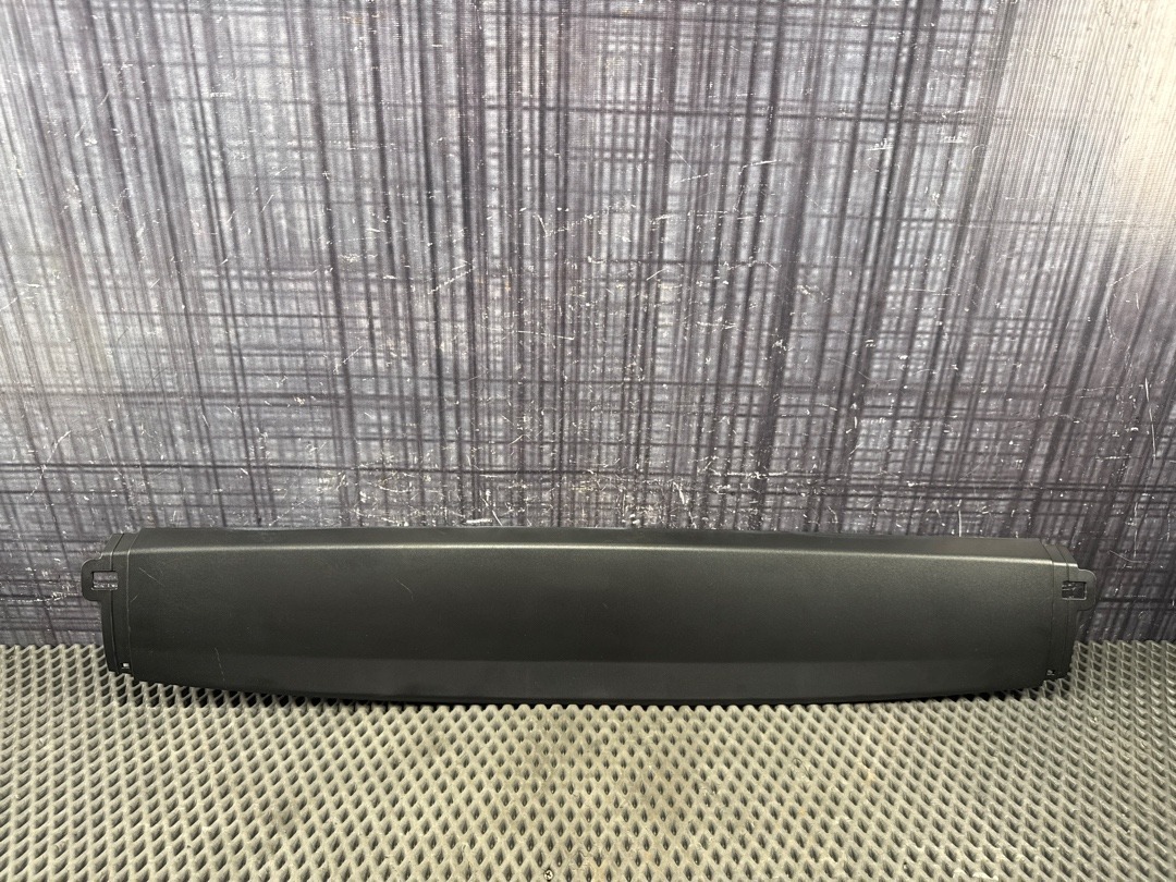 Пластик крышки багажника, 840 рублей, Красноярск