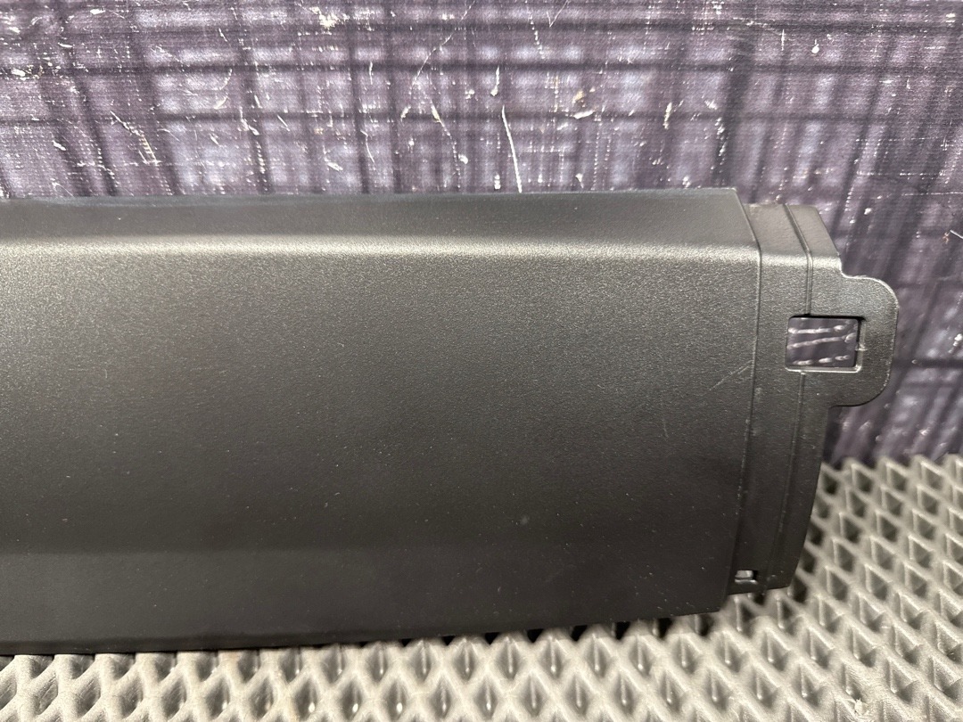 Пластик крышки багажника, 840 рублей, Красноярск