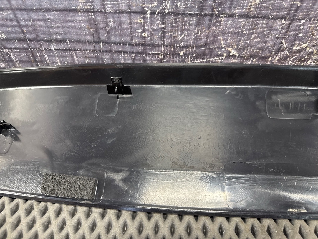 Пластик крышки багажника, 840 рублей, Красноярск