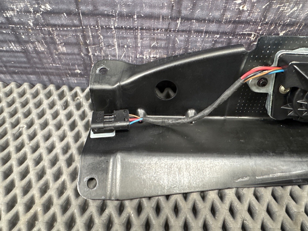 Замок крышки багажника, 4030 рублей, Красноярск