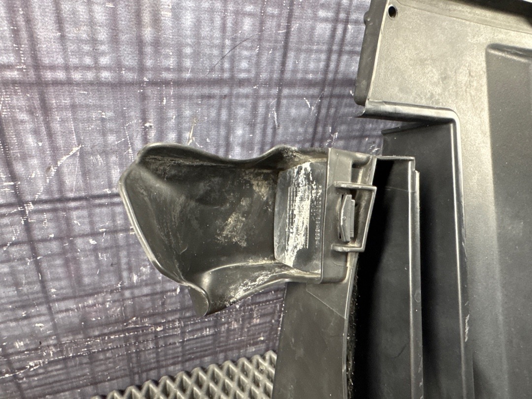 Решетка под лобовое стекло, 1050 рублей, Красноярск