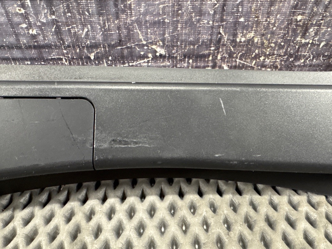 Пластик багажника, 520 рублей, Красноярск