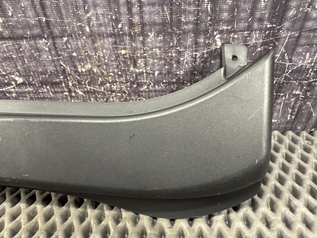 Пластик багажника, 520 рублей, Красноярск