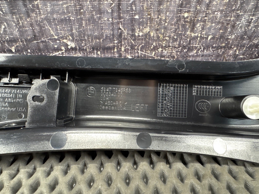 Пластик багажника, 520 рублей, Красноярск