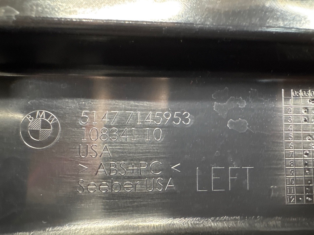 Пластик багажника, 520 рублей, Красноярск