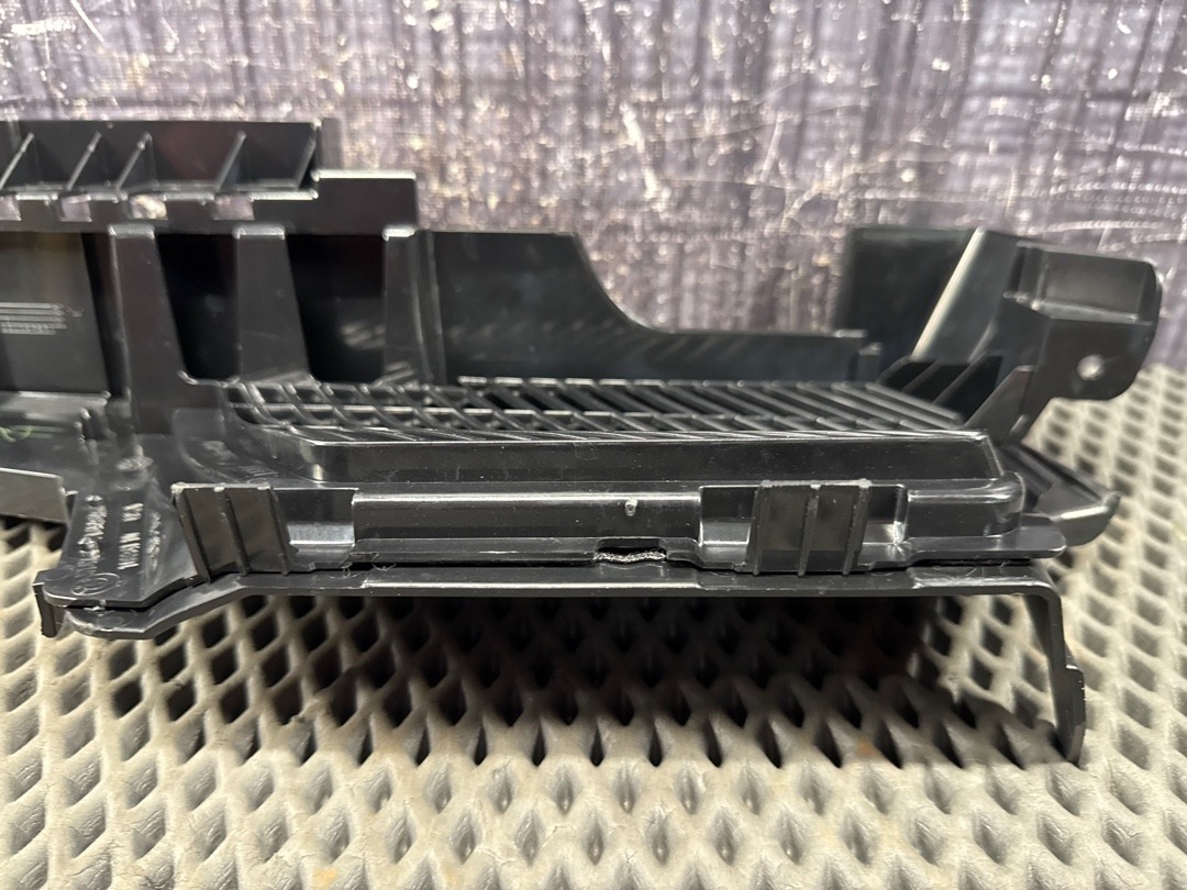 Пластик багажника, 1080 рублей, Красноярск