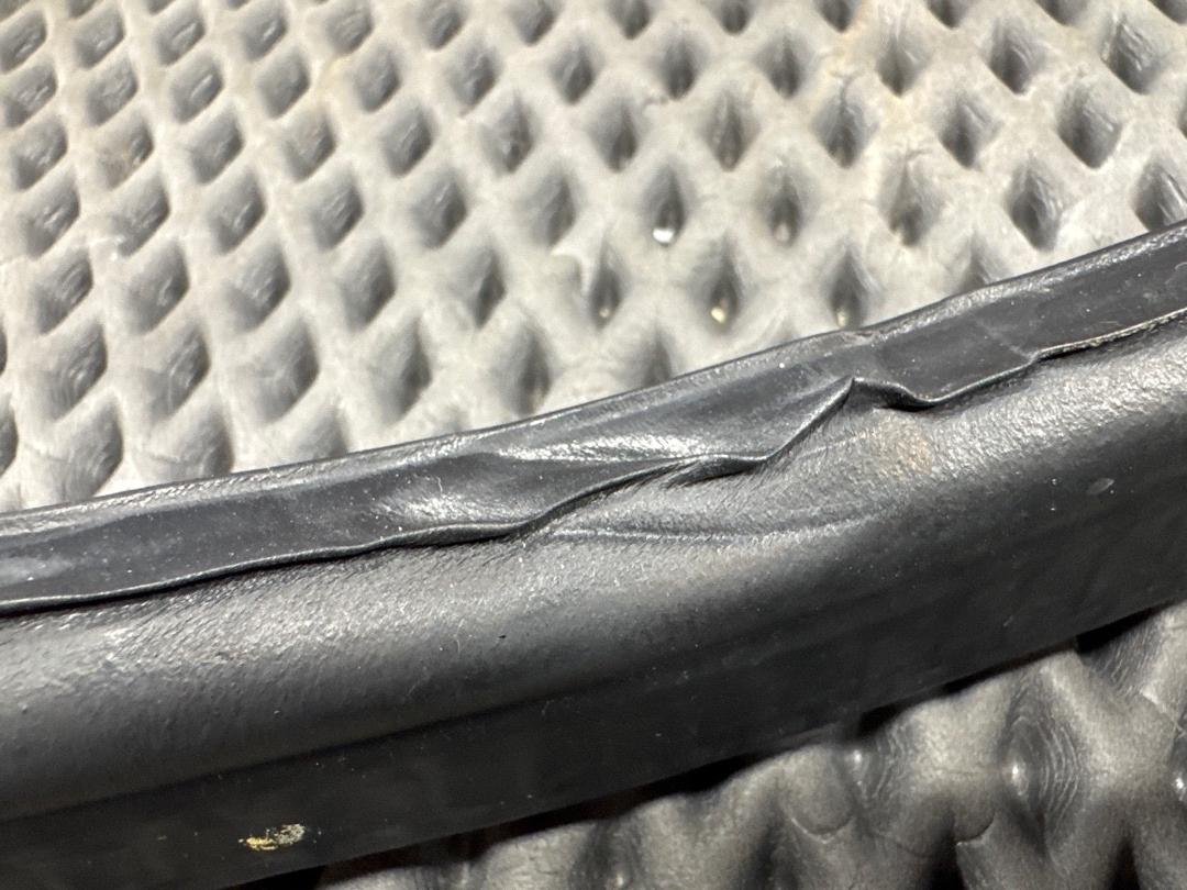 Уплотнитель крышки багажника, 1730 рублей, Красноярск