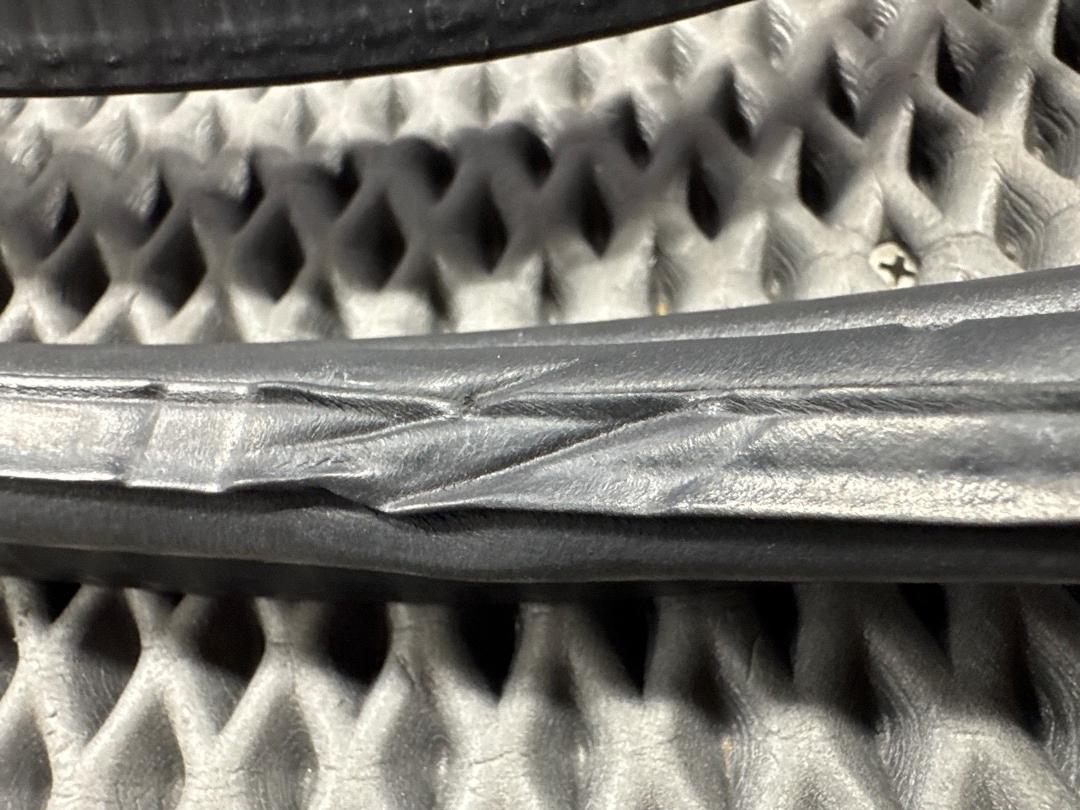 Уплотнитель крышки багажника, 1730 рублей, Красноярск