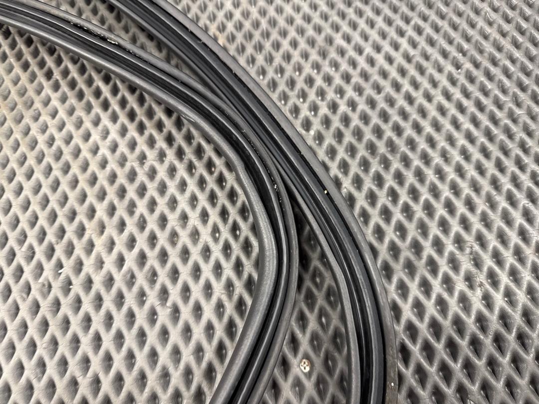 Уплотнитель крышки багажника, 1730 рублей, Красноярск