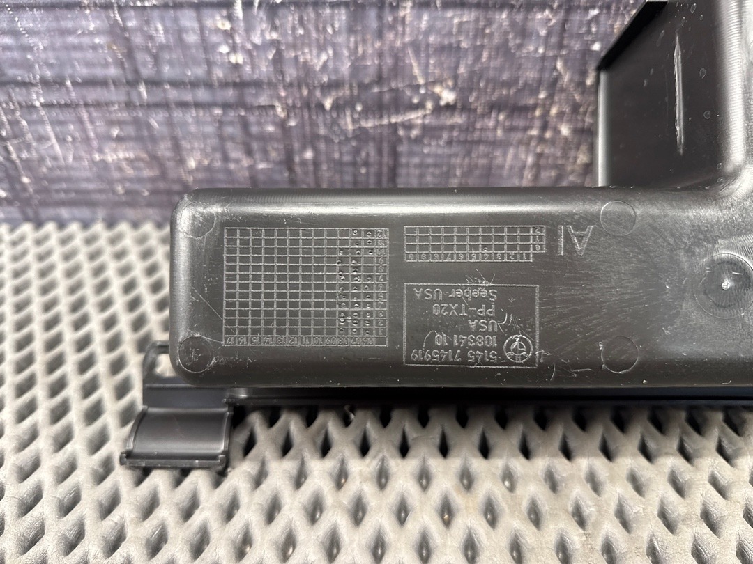 Пластик багажника, 630 рублей, Красноярск