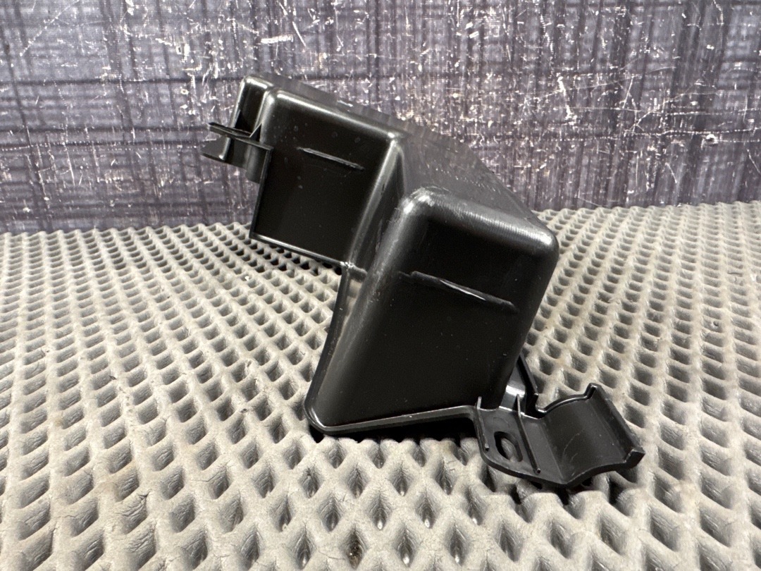 Пластик багажника, 630 рублей, Красноярск