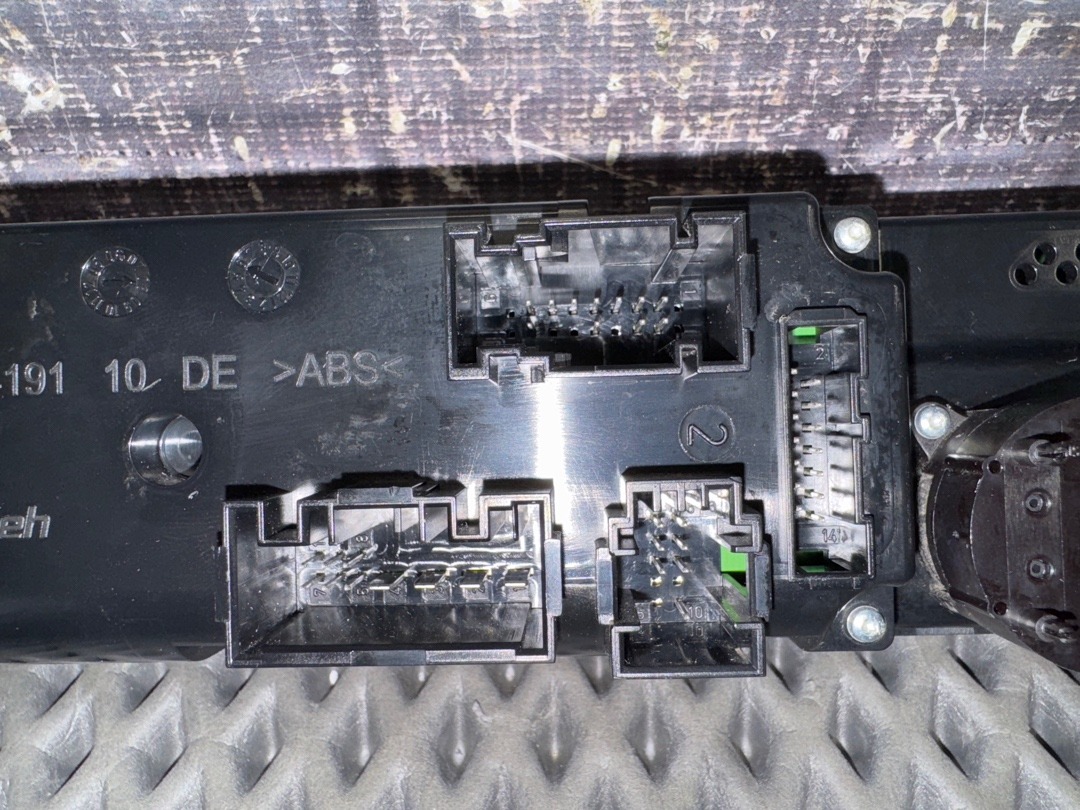 Блок управления климат-контролем, 4660 рублей, Красноярск