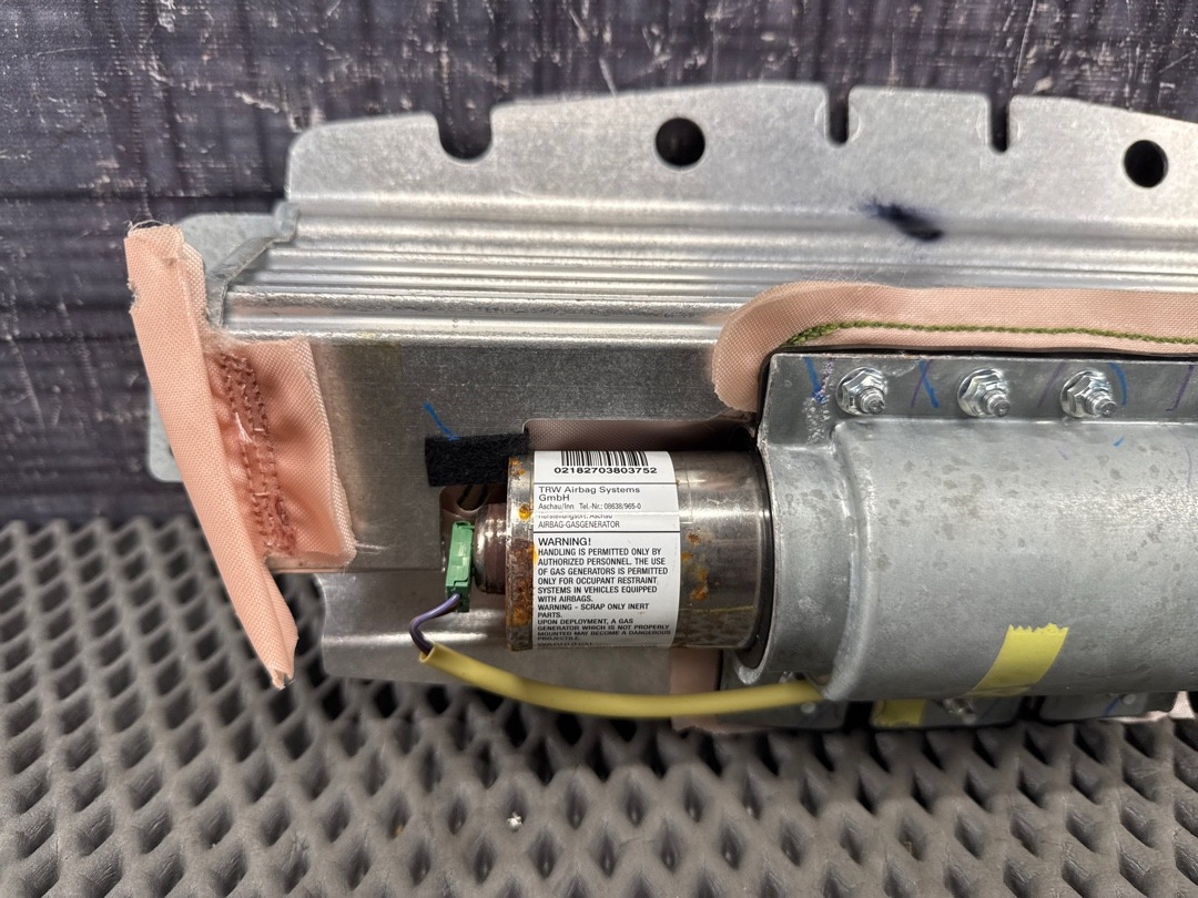 Подушка безопасности, 2280 рублей, Красноярск