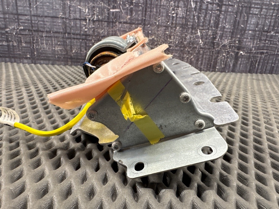 Подушка безопасности, 2280 рублей, Красноярск