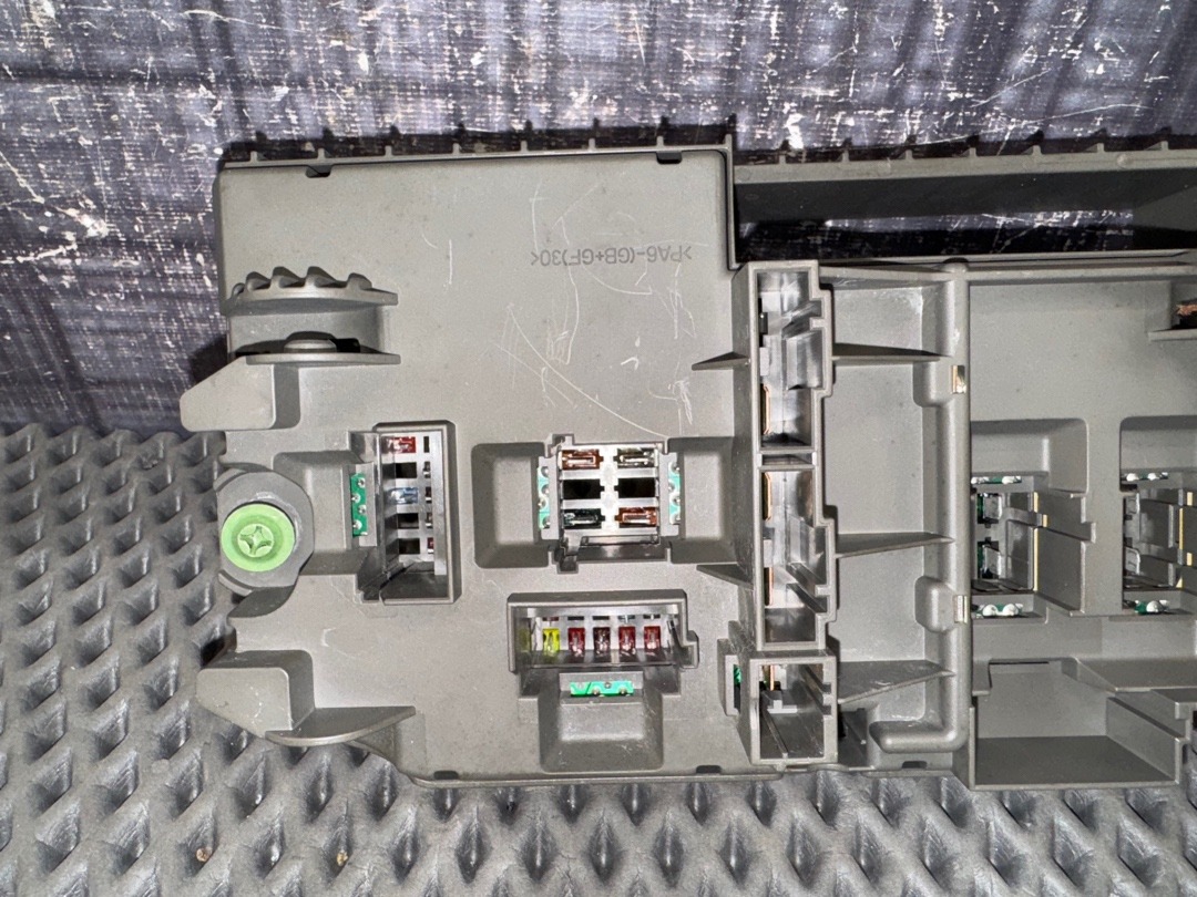 Блок предохранителей, 2720 рублей, Красноярск