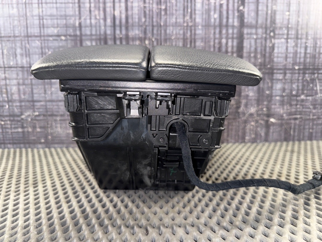 Подлокотник, 4360 рублей, Красноярск