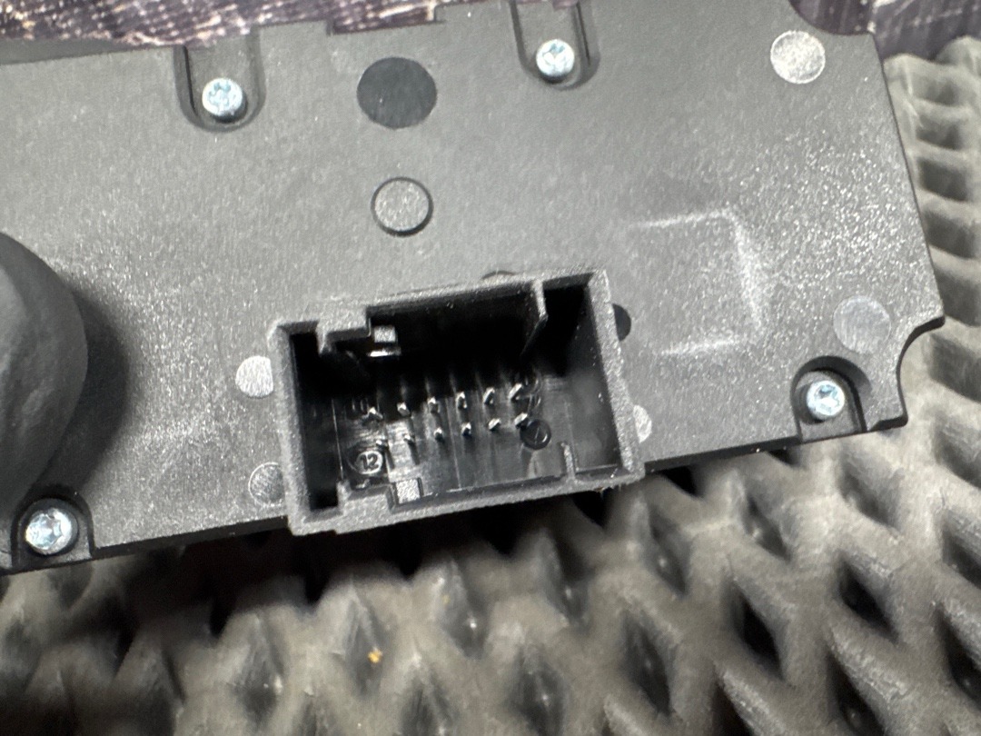 Переключатель света, 2420 рублей, Красноярск