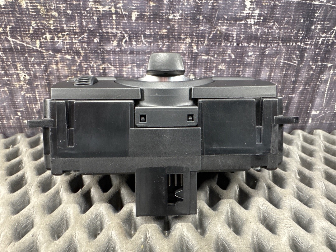 Переключатель света, 2420 рублей, Красноярск